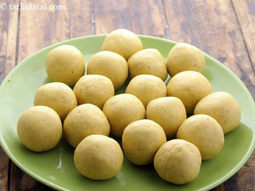 Picture of RS Besan Ladoo 295gms